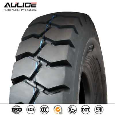 AB700 4.5-12 산업적 단단한 지게차 타이어 반대 맹렬한 성능